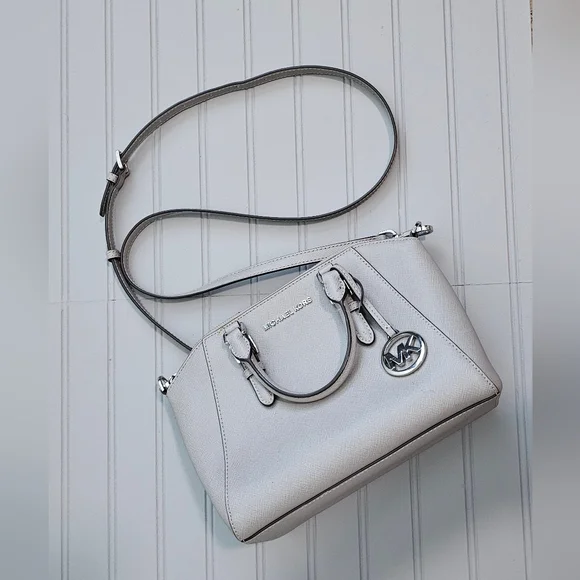 Michael Kors Gray Ciara Purse - Picture 3 of 17